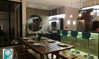 Imagem 6: Casa de Alto Padrão em Excelente Condomínio junto à Natureza! Piscina C/ Borda infinita C