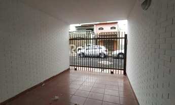 Imagem 2: Casa para aluguel, 3 quartos, 2 vagas, Martins - Uberlândia/MG