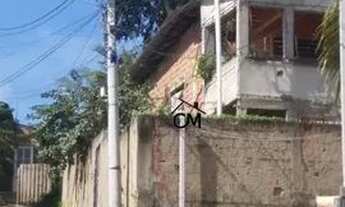 Imagem 4: F)Casa com duas Suites