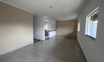 Imagem 2: Casa espaçosa com piscina em Itanhaém