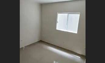 Imagem 3: ALUGO LINDA CASA DE 2/4 C/ CHURRASQUEIRA E QUINTAL, PRÓX AO HOSPITAL METROPOLITANO