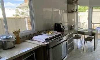 Imagem 7: Casa de condomínio Residencial 05 - 395m² - 4 Suites - Alphaville - São Paulo - SP