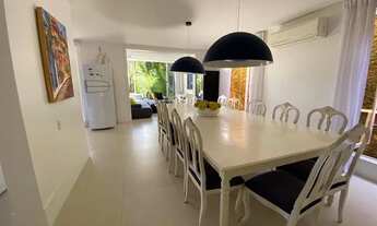 Imagem 5: Casa de condomínio sobrado para venda possui 682 metros quadrados com 4 quartos