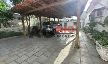 Imagem 3: Casa de rua-LOCAÇÃO-Praça Seca-Rio de Janeiro-RJ