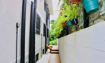 Imagem 7: Linda kitnet na Carvoeira - Somente mulheres