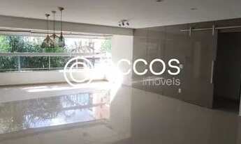 Imagem 4: Apartamento disponível para locação no Saraiva com 145m², 3 suítes com armários, varanda g