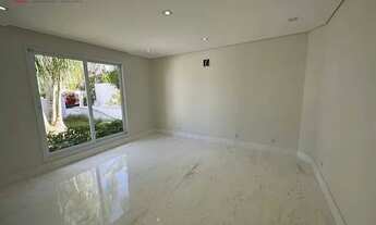 Imagem 6: Mansão com vista para área verde !