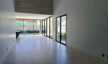 Imagem 6: Casa Térrea Portal do Sol Golf 420m2 de lote 225m2 de construção para venda Goiânia