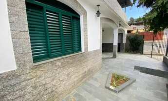 Imagem 3: Casa com 4 quartos em Jóquei Clube - Juiz de Fora - MG