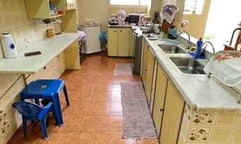 Imagem 11: Casa com 3 Quartos e 3 banheiros à Venda, 270 m² por R$ 800.000