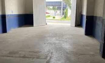 Imagem 2: Aluga se loja Galpão / depósito com 2 vagas na garagem