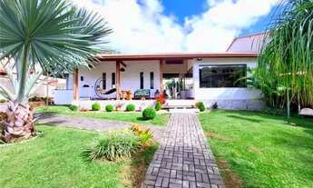 Imagem: Casa linear com 4 quartos (2 suítes) à