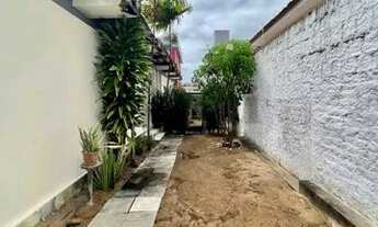 Imagem 6: Casa para locação, perfeita para residência ou comercial, com grande área na Xavier da Sil