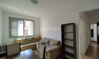 Imagem 2: Apartamento de 2 dormitórios mobiliado no bairro Centro Histórico