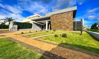 Imagem: Casa térrea à venda no Condomínio Terras