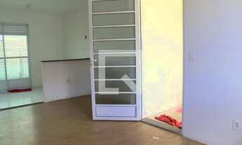 Imagem 2: Casa de Condomínio para Aluguel - Jardim Nova Cidade, 2 Quartos, 48 m2