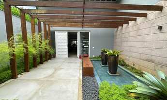 Imagem 5: Casa para venda com 988 metros quadrados com 6 quartos