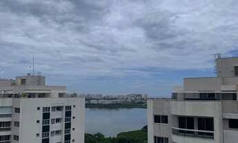 Imagem 3: Cobertura duplex 250 m² com piscina e churrasqueira vista lagoa na Barra da Tijuca