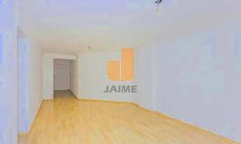 Imagem 3: Ótimo apartamento bem localizado em frente ao Shopping com 2 dormitórios amplos e uma vaga