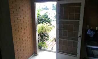 Imagem 7: Ótimo sobrado, muito amplo com 4 quartos! Aceita permuta!