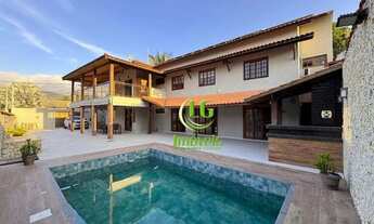 Imagem: Casa com 6 Quartos para alugar, 223 m²