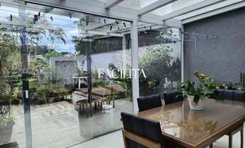 Imagem 2: Casa com 3 quartos no bairro Agronômica, Florianópolis