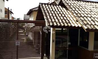 Imagem 3: Casa em condomínio, 4 suítes, acesso privativo à Lagoa da Conceição