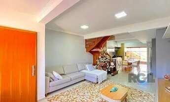 Imagem 5: Casa em Porto Alegre, no bairro Guarujá, com 3 dormitório(s), e 3 banheiros, à v