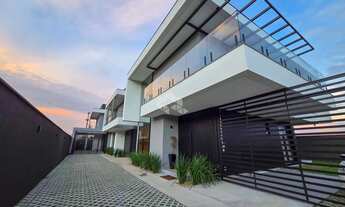 Imagem 3: Casas de 3 suítes para venda na LAGOA DA CONCEIÇÃO - FLORIANÓPOLIS/SC