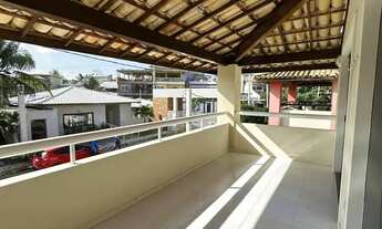 Imagem 4: Casa grande com 4/4 a poucos metros da praia