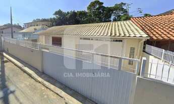 Imagem 2: Casa de 3 dormitórios à venda no Ribeirão da Ilha
