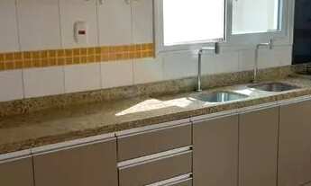 Imagem 2: Casa com três suítes em condomínio - 260m²