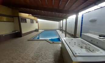 Imagem 2: JB CASA EM CAPIM MACIO COM 3 QUARTOS SENDO 3 SUÍTES/400m²