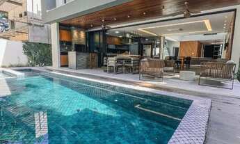 Imagem 4: Alphaville 1 Ponta Negra, Belíssima Casa Duplex Mobiliada com 4 suítes, alto padrão