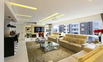 Imagem 3: Apartamento de 3 dormitórios, com 3 suítes no bairro Menino Deus