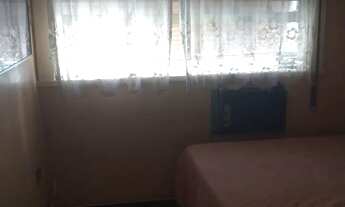 Imagem 3: Quarto individual para moça que trabalhe fora em Ipanema