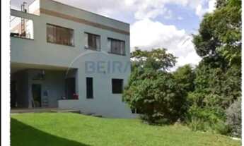 Imagem: Casa de Alto Padrão com 3 Quartos, 2 Suítes