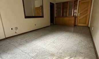 Imagem 3: Imóvel para venda possui 105 metros quadrados com 3 quartos em Icaraí - Niterói - RJ