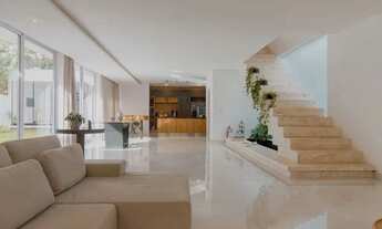 Imagem 7: Casa com 4 quartos à venda por R$ 3.710.000 - Jardins Imperiais - Juiz de Fora/MG