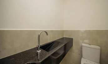 Imagem 6: Uma casa exclusiva em um amplo terreno de esquina no Alphaville para venda