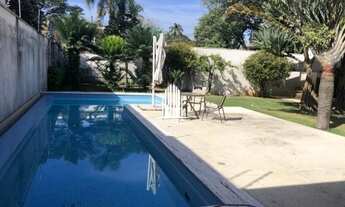 Imagem: Casa com 5 Quartos e 4 banheiros à Venda