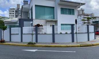 Imagem: JARAGUá DO SUL - Casa Padrão - Centro