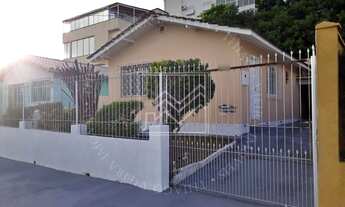 Imagem 2: Casa à venda no bairro Barreiros - São José/SC