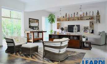 Imagem: SOBRADO - ALTO DE PINHEIROS - SP