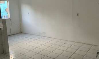 Imagem 3: Apartamento Kitnet em Macaúbas (Água e luz incluso