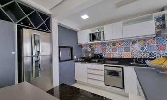 Imagem 4: Apartamento de 02 dormitórios com living estendido e 02 boxes de garagem cobertos no bairr