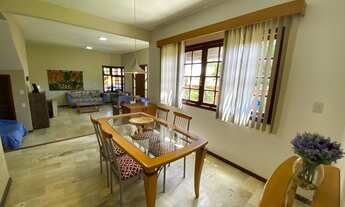 Imagem 5: Casa com três quartos + Edícula com 1 quarto e churrasqueira em terreno amplo no Porto da