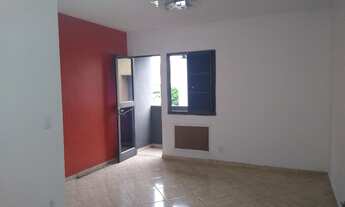 Imagem 2: Apartamento Vazio, com 57m², 2 quartos com varanda, condomínio barato