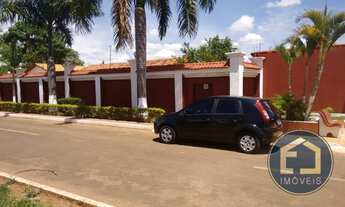 Imagem 4: CHALÉ EM CALDAS NOVAS