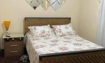 Imagem 7: Casarão de 2 Andares, mais casa nos fundos, para venda possui 360 metros quadrados com 4 q